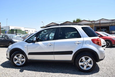 Suzuki SX4 DDiS 16V 4WD Outdoor Line GLX (16)