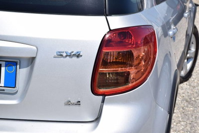 Suzuki SX4 DDiS 16V 4WD Outdoor Line GLX (19)