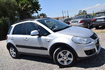 Suzuki SX4 DDiS 16V 4WD Outdoor Line GLX (2)