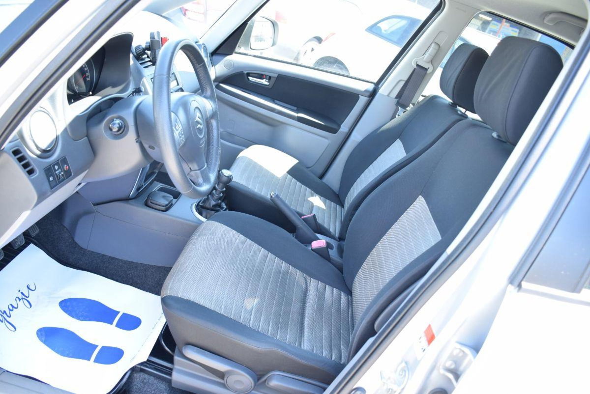 Suzuki SX4 DDiS 16V 4WD Outdoor Line GLX (6)