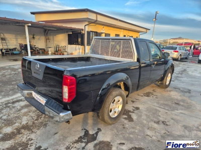Nissan Navara 2.5 dCi 2 porte King Cab SE (11)