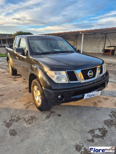 Nissan Navara 2.5 dCi 2 porte King Cab SE (5)