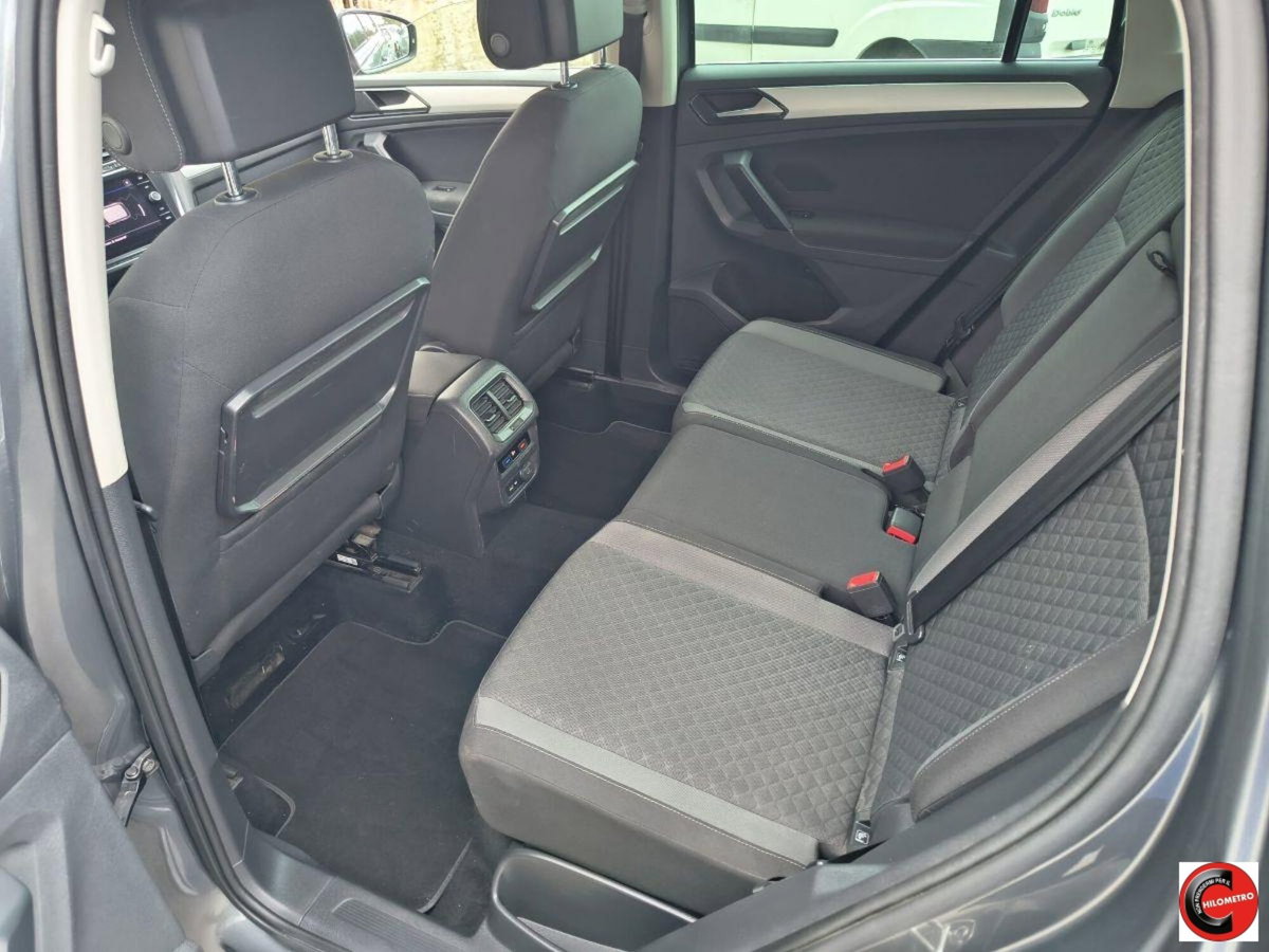 Volkswagen Tiguan 1.6 TDI SCR Business BlueMotion Technology (12)