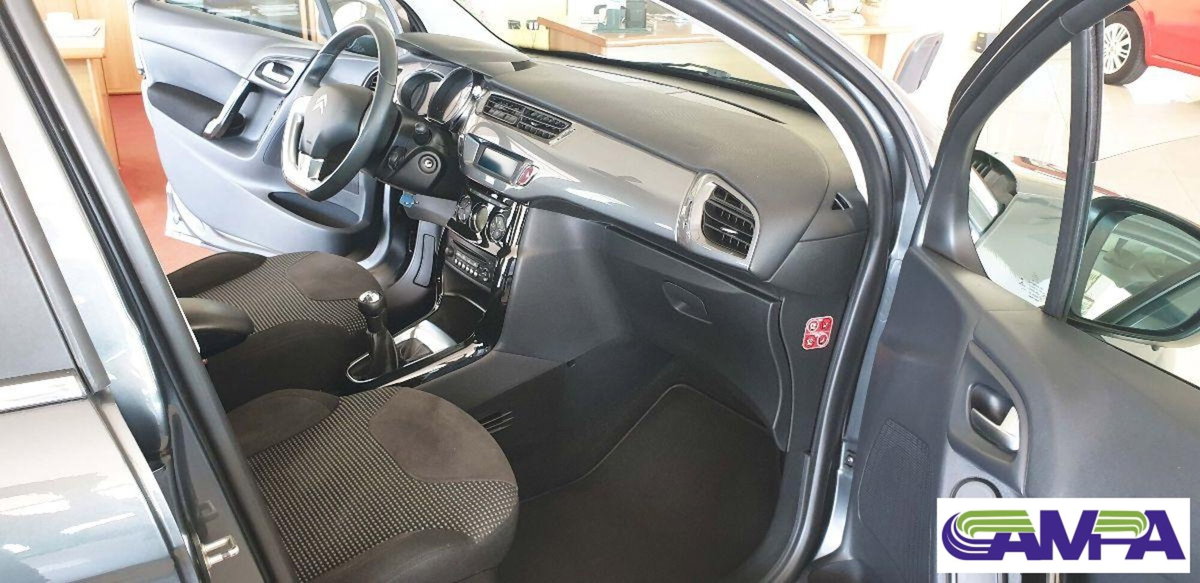 Citroen C3 1.4 HDi 70CV Exclusive (11)