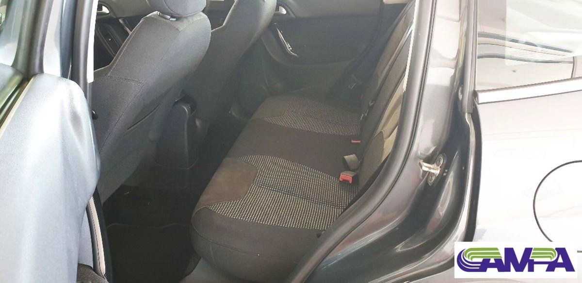 Citroen C3 1.4 HDi 70CV Exclusive (8)