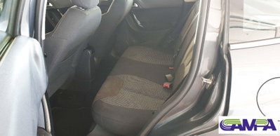 Citroen C3 1.4 HDi 70CV Exclusive (8)