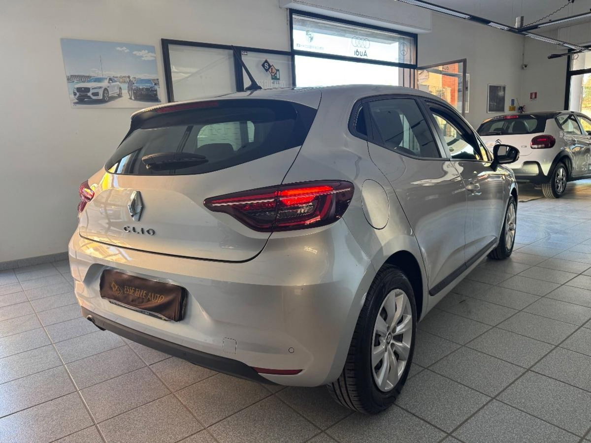 Renault Clio Blue dCi 85 CV 5 porte Intens (4)