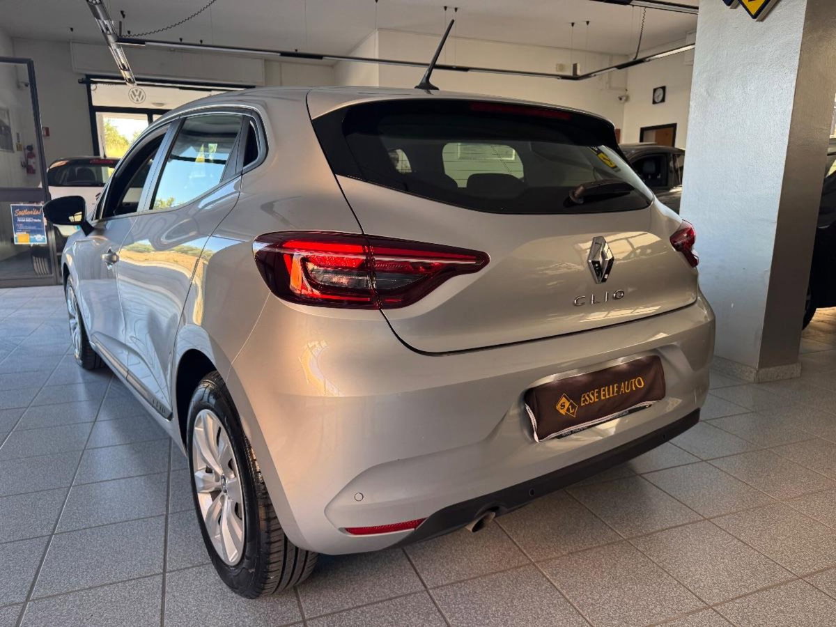 Renault Clio Blue dCi 85 CV 5 porte Intens (6)