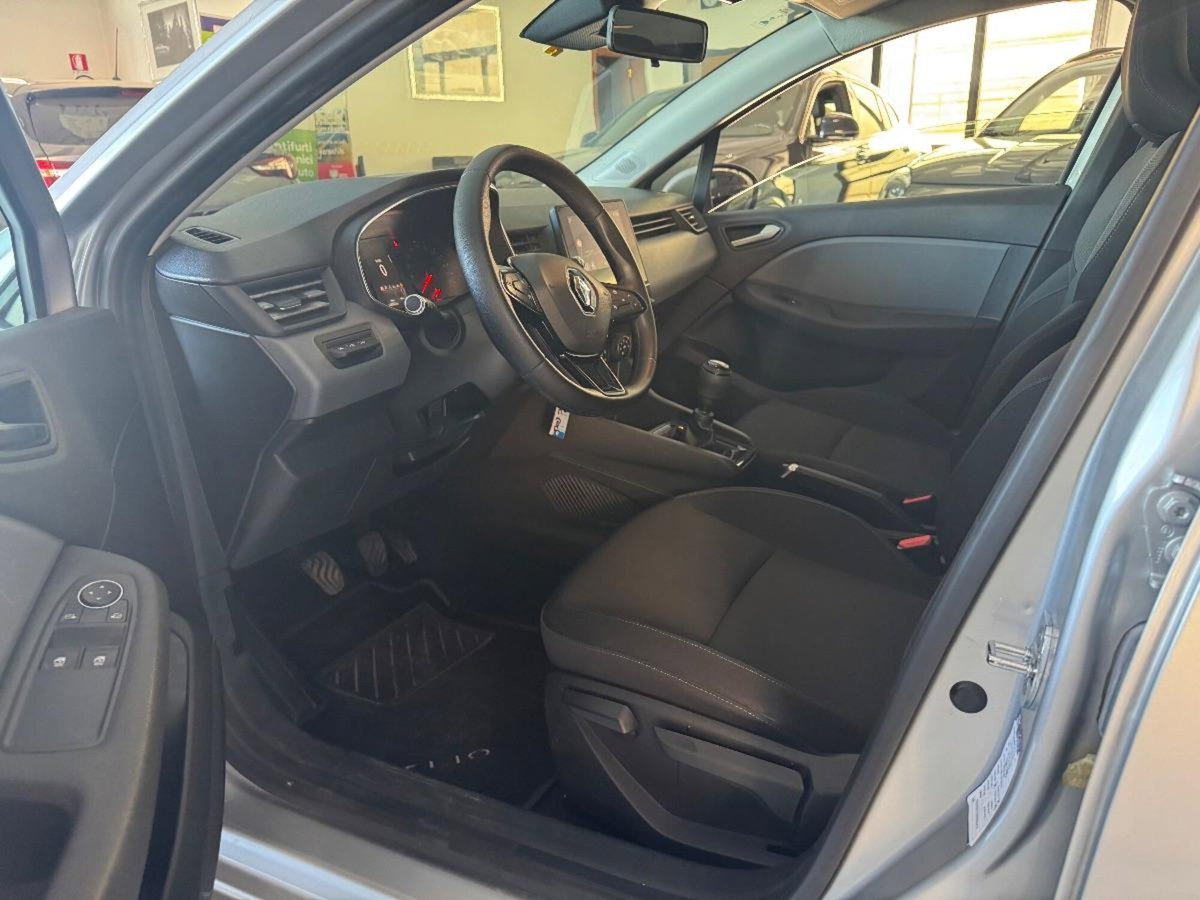 Renault Clio Blue dCi 85 CV 5 porte Intens (8)