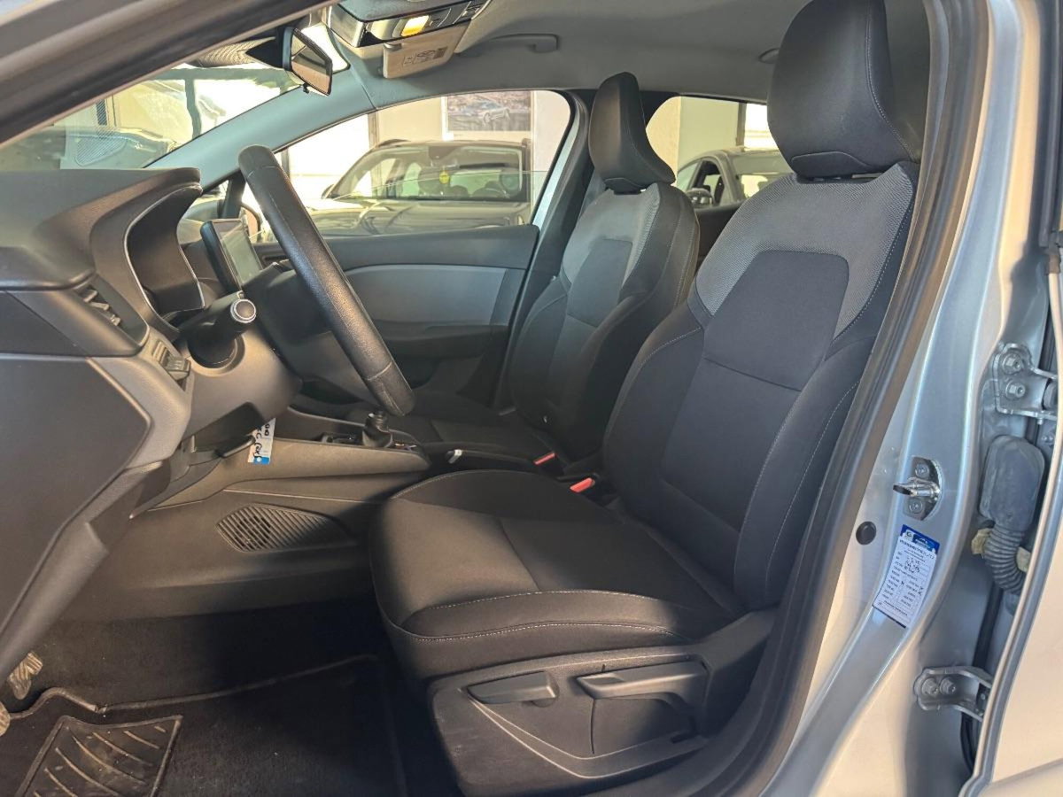 Renault Clio Blue dCi 85 CV 5 porte Intens (9)