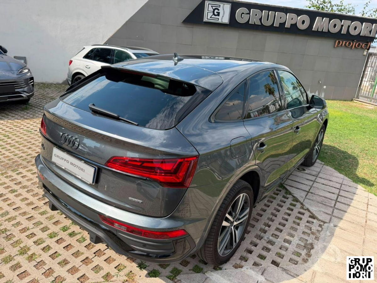 Audi Q5 Sportback Sportback 40 2.0 tdi mhev 12V quattro s-tronic (7)