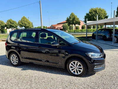 Volkswagen Touran 2.0 TDI 150 CV SCR DSG Comfortline BlueMotion Tech. (4)