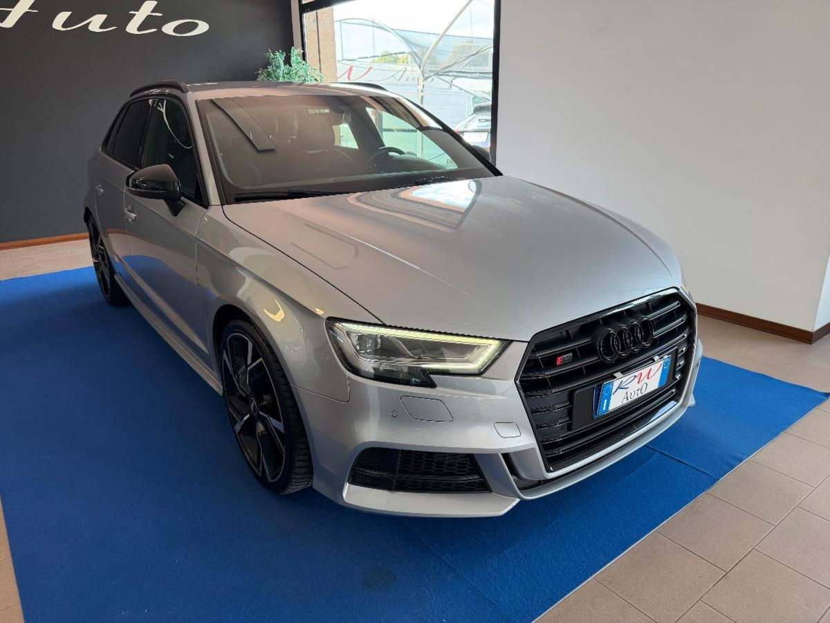 Audi A3 2.0 TFSI quattro S tronic (2)