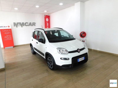 Fiat Panda 1.0 FireFly S&S Hybrid City Cross usata