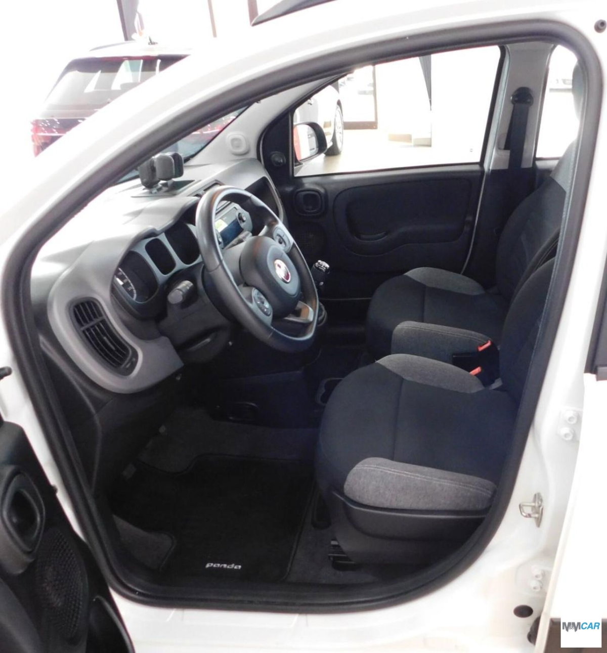 Fiat Panda 1.0 FireFly S&S Hybrid City Cross (8)
