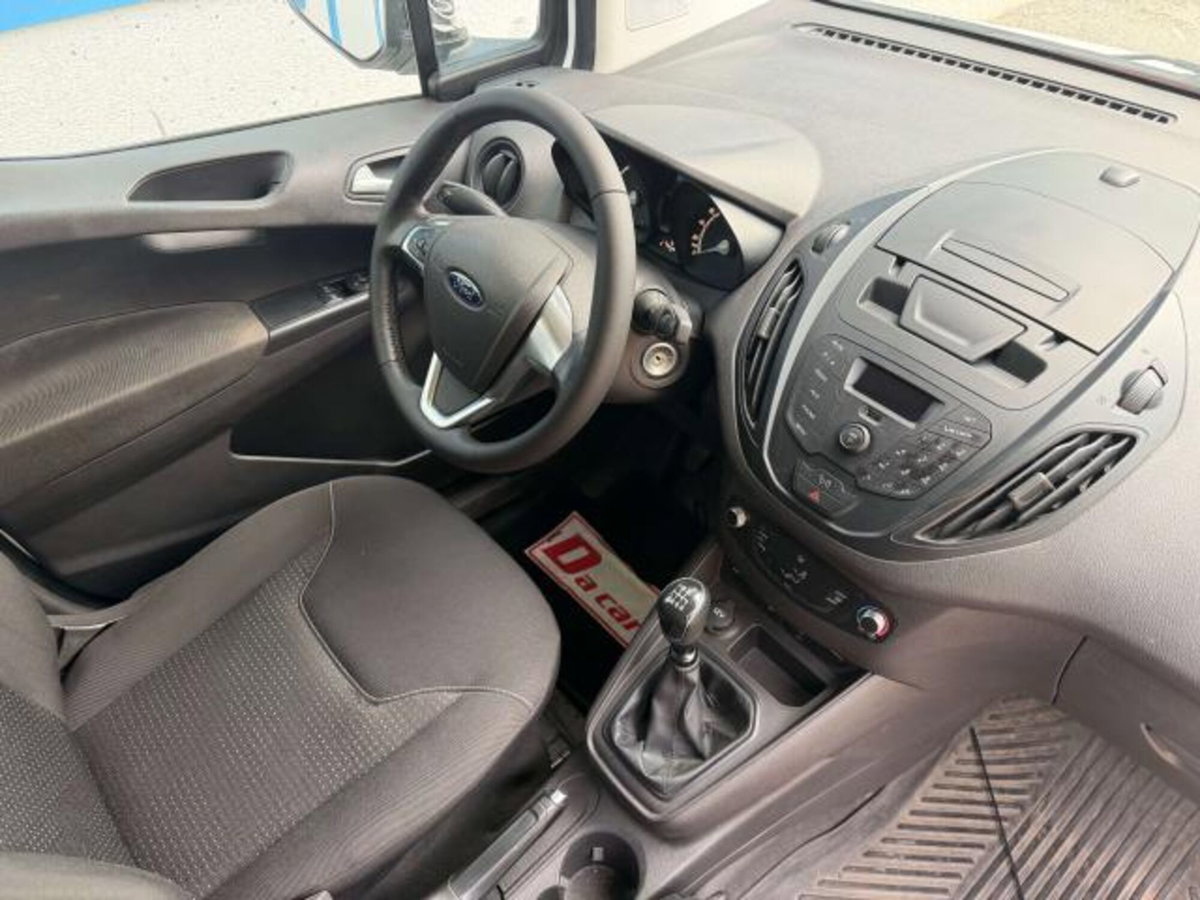 Ford Transit Courier 1.5 TDCi 75CV  Trend (16)