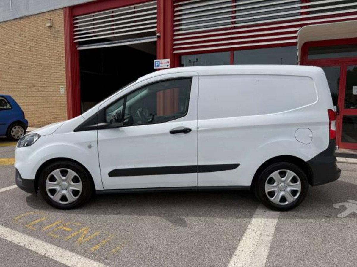 Ford Transit Courier 1.5 TDCi 75CV  Trend (4)