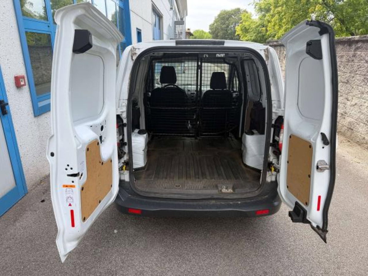 Ford Transit Courier 1.5 TDCi 75CV  Trend (7)