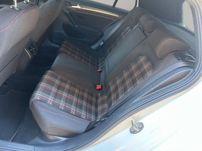 Volkswagen Golf GTI Performance 2.0 245 CV TSI DSG 5p. BMT (14)