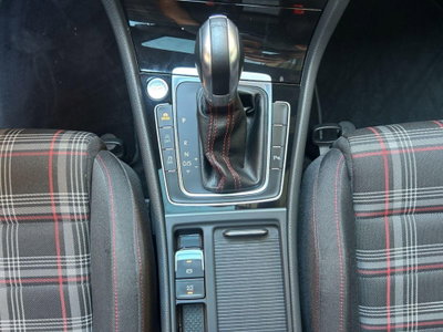 Volkswagen Golf GTI Performance 2.0 245 CV TSI DSG 5p. BMT (18)