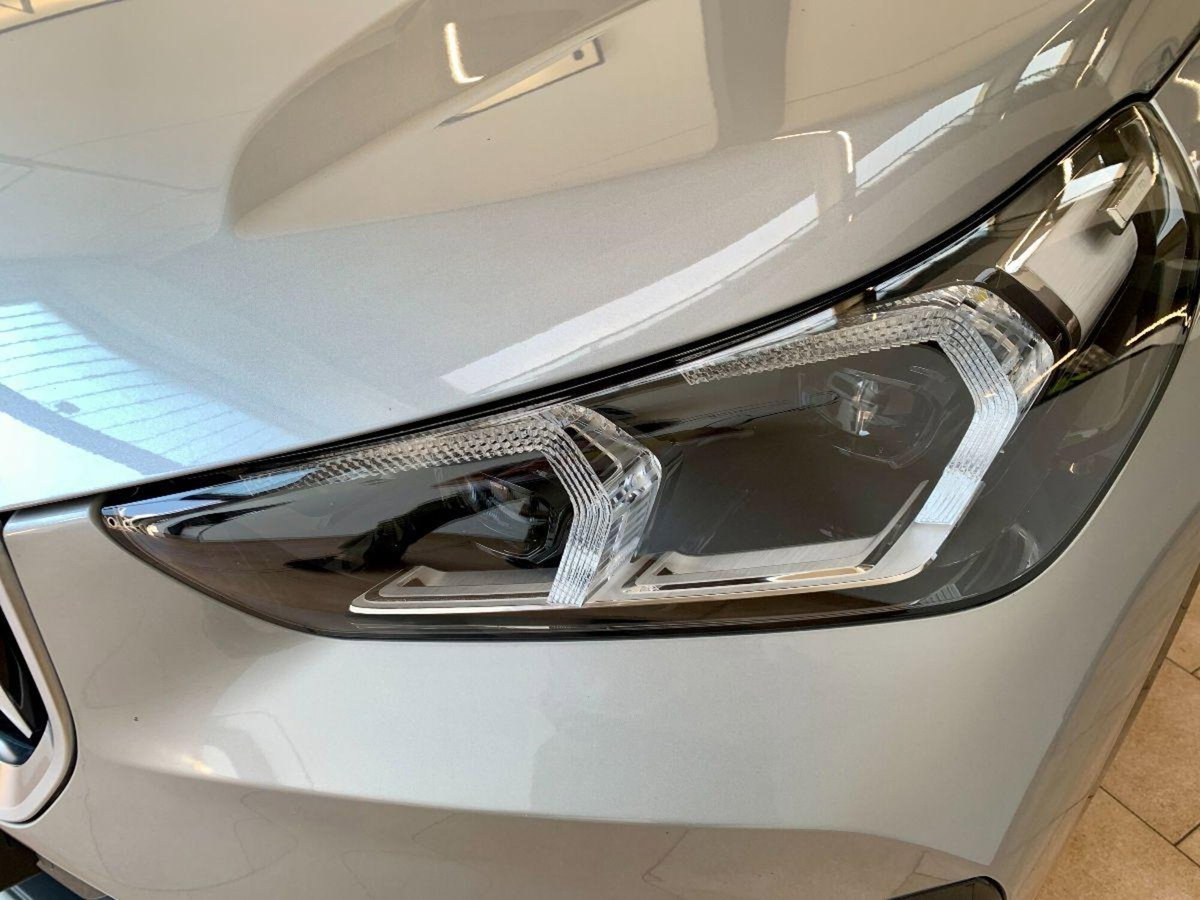 BMW X1 sDrive18i xLine Plus (5)