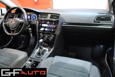 Volkswagen Golf Variant 1.5 TSI 130 CV EVO DSG Highline BlueMotion (6)