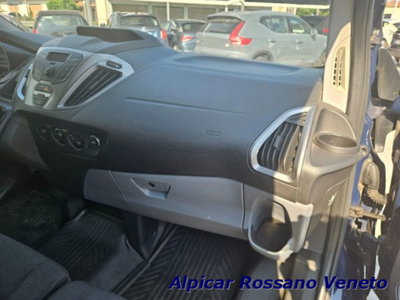 Ford Tourneo Custom 300 2.2 TDCi 125CV PL Trend (7)
