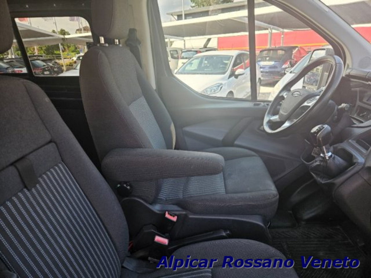 Ford Tourneo Custom 300 2.2 TDCi 125CV PL Trend (8)