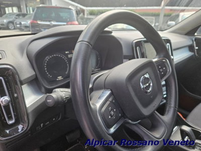 Volvo XC40 T2 automatico Core (10)