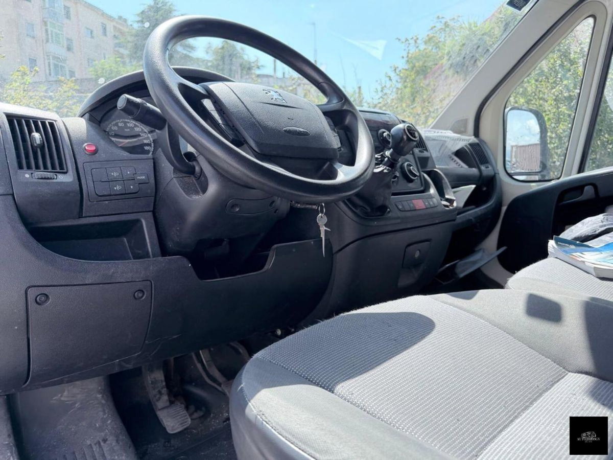 Peugeot Boxer Cabinato Boxer 435 cab L4 110kWh (11)