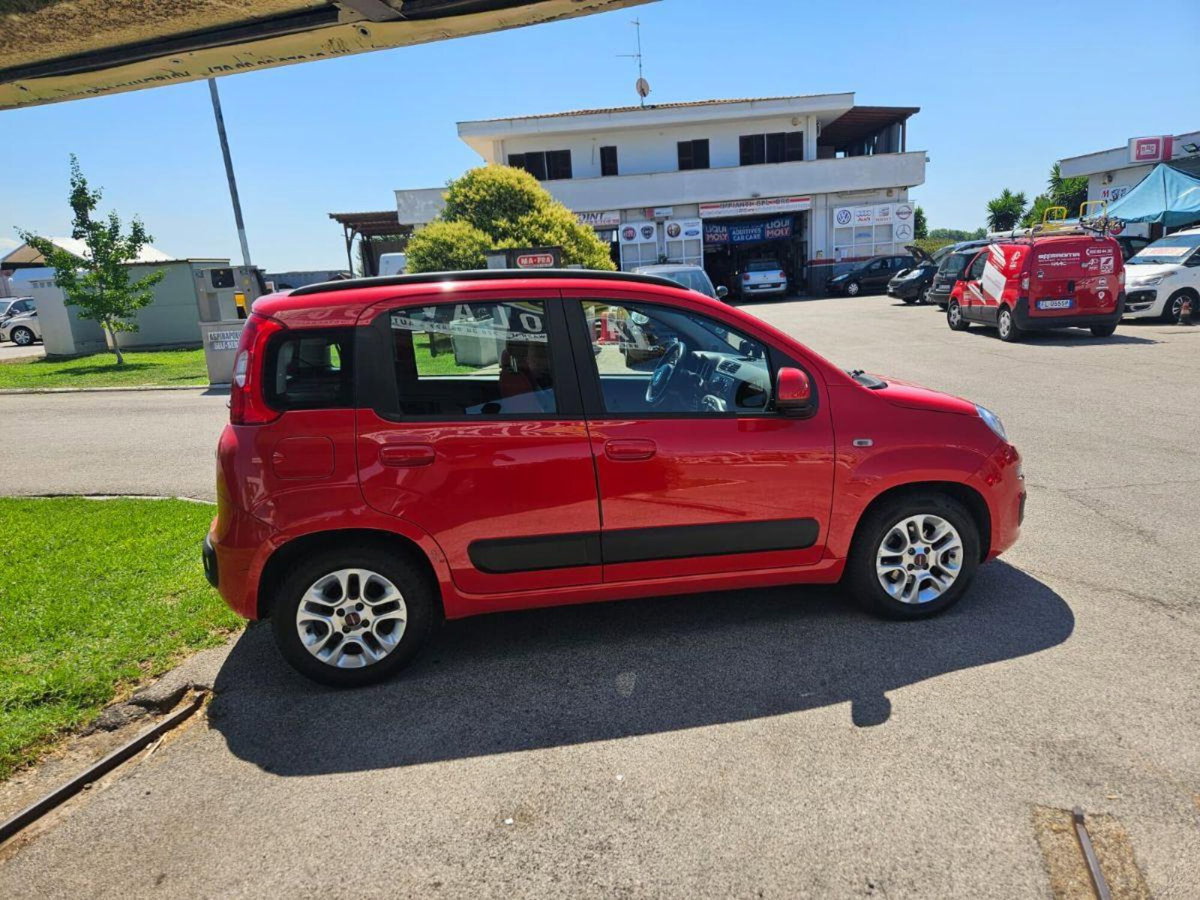 Fiat Panda 1.3 MJT 95 CV S&S Lounge (5)
