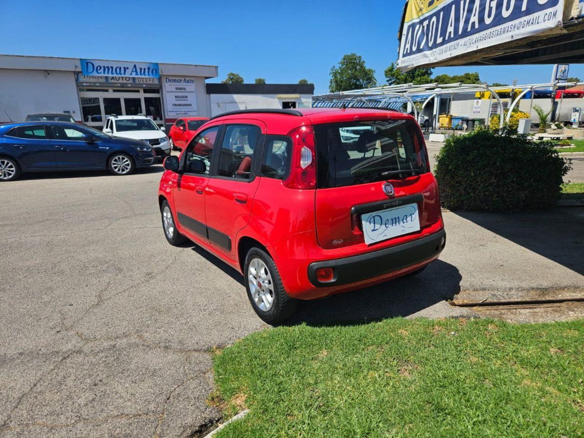 Fiat Panda 1.3 MJT 95 CV S&S Lounge (6)