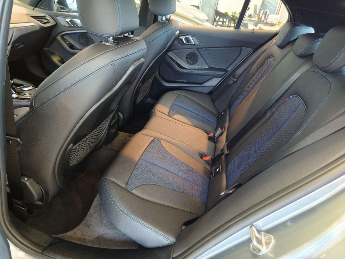 BMW Serie 1 5p. 118i 5p. Msport (16)
