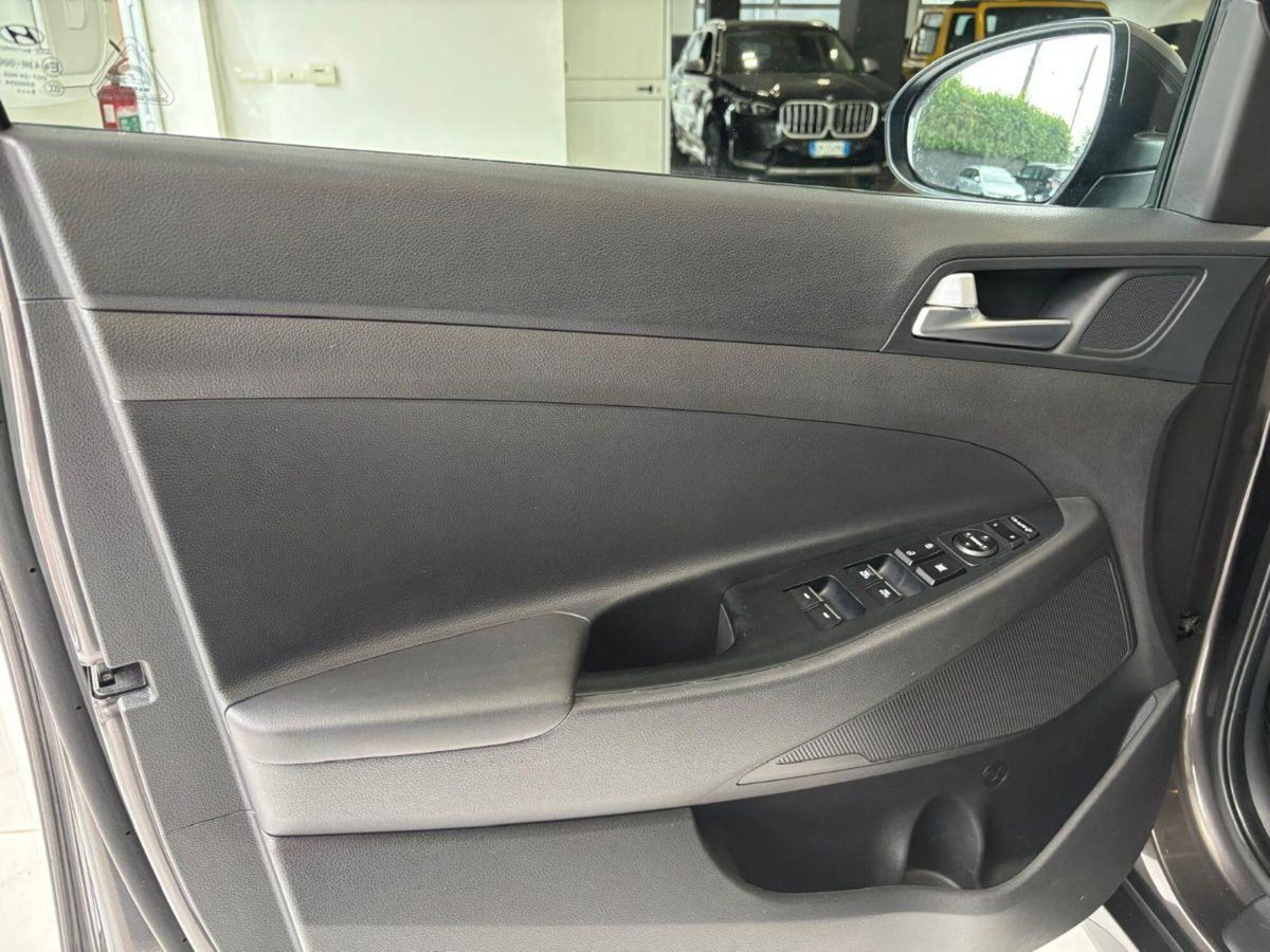 Hyundai Tucson 1.6 CRDi XPrime (10)