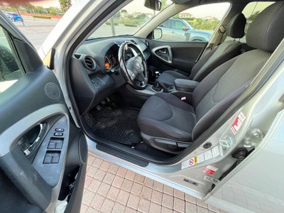 Toyota Rav4 2.2 D-4D 136 CV DPF Sol (7)