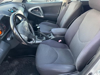 Toyota Rav4 2.2 D-4D 136 CV DPF Sol (8)