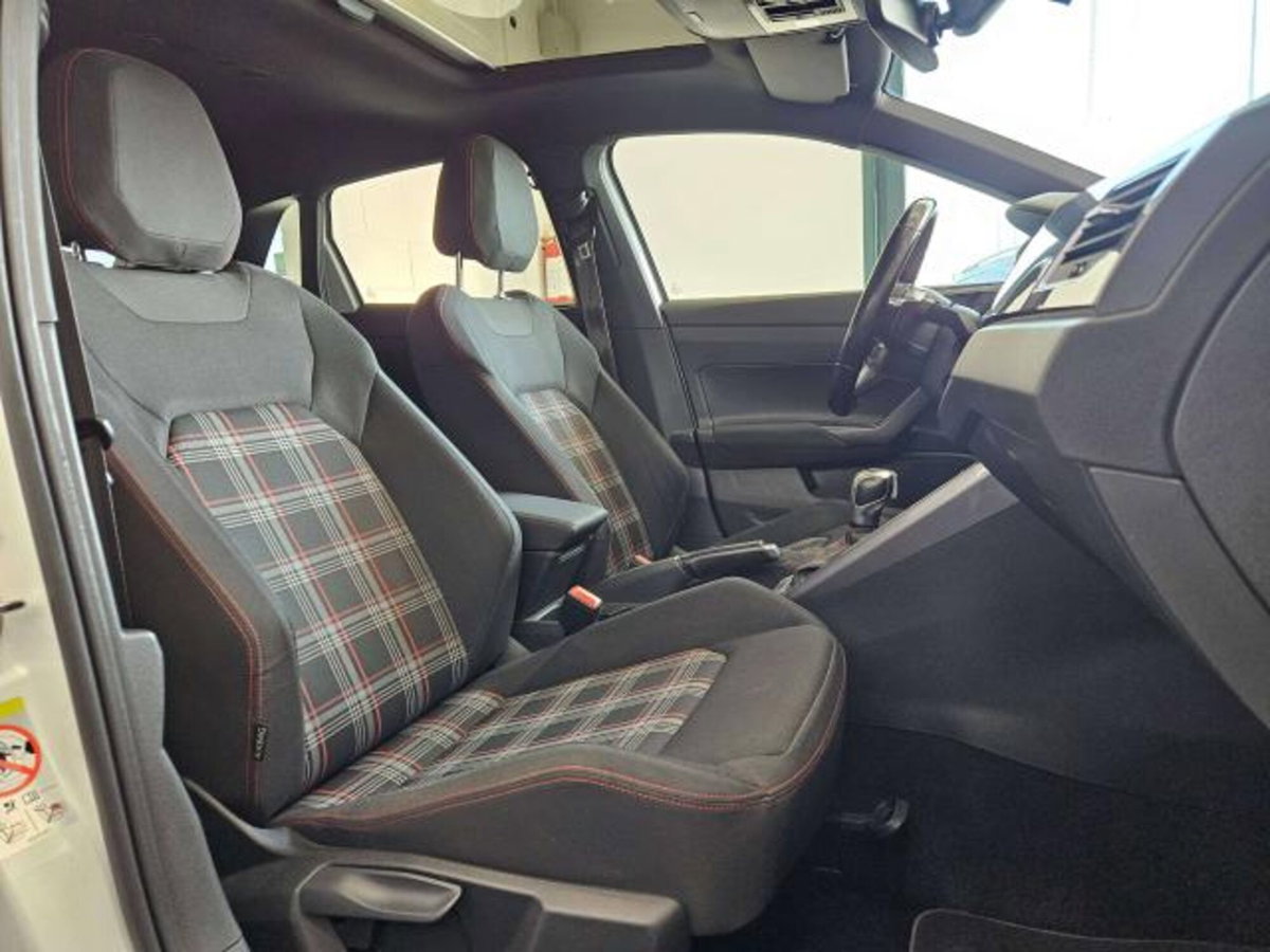Volkswagen Polo 2.0 TSI DSG GTI BlueMotion Technology (11)