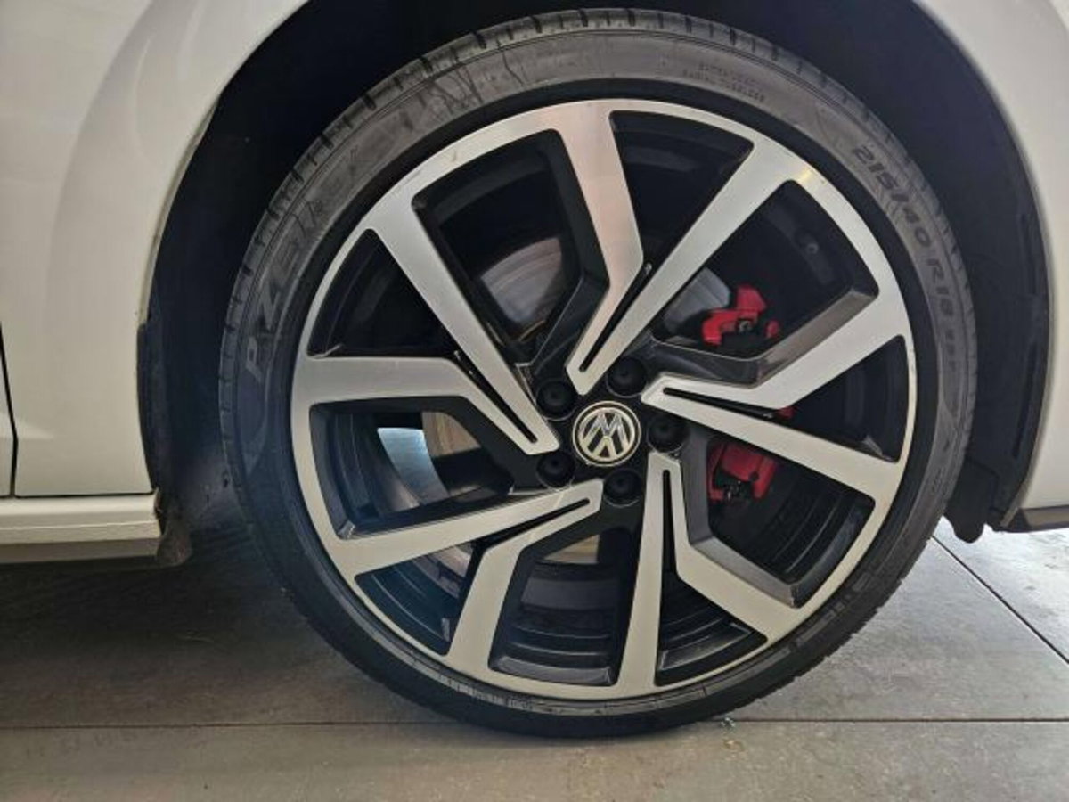 Volkswagen Polo 2.0 TSI DSG GTI BlueMotion Technology (15)