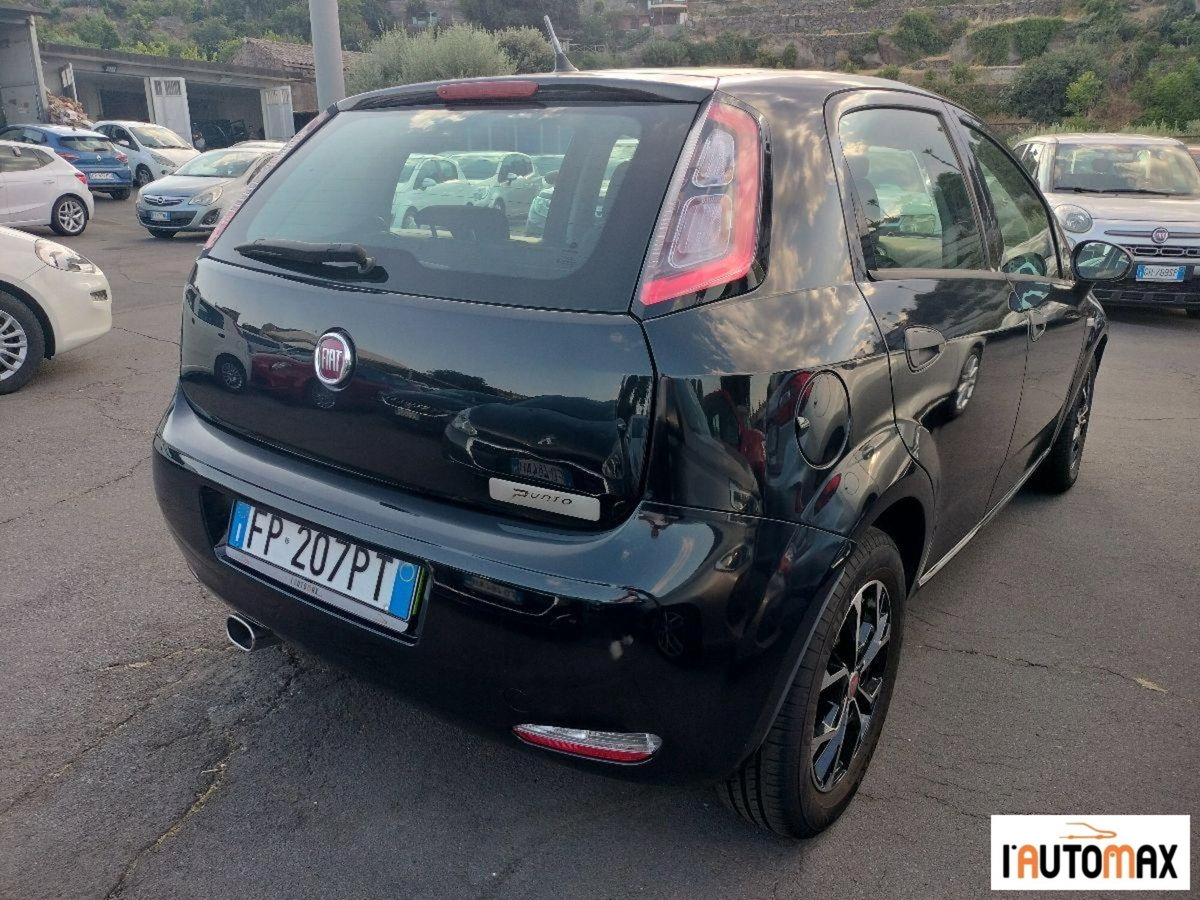 Fiat Punto 1.3 MJT II S&S 95 CV 5 porte Lounge (4)