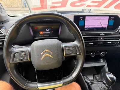 Citroen C4 BlueHDi 110 S&S Shine (16)