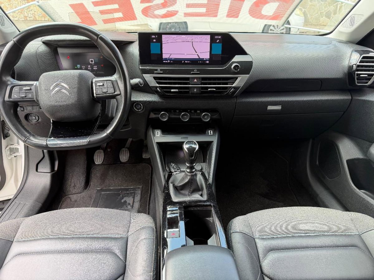 Citroen C4 BlueHDi 110 S&S Shine (18)