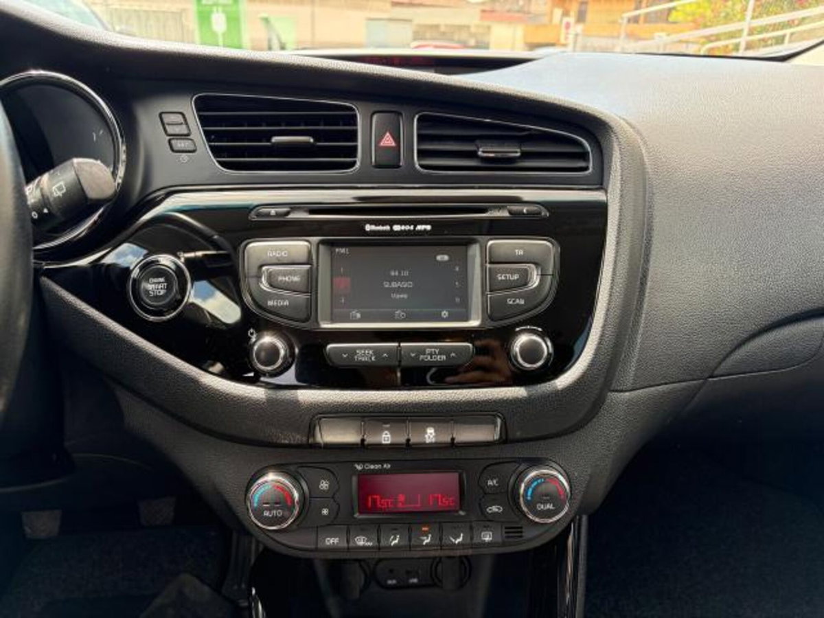 Kia cee'd Sport Wagon 1.6 CRDi 110 CV SW Cool (12)