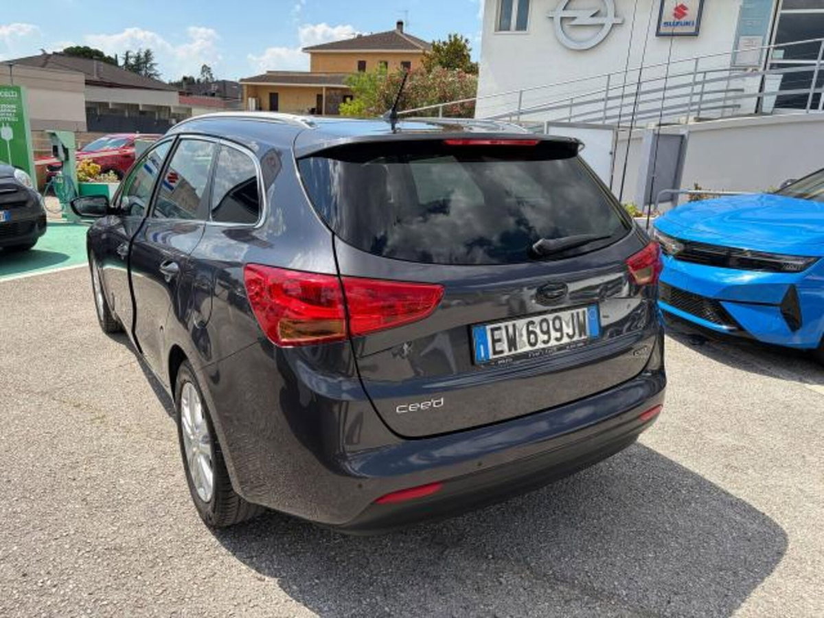 Kia cee'd Sport Wagon 1.6 CRDi 110 CV SW Cool (3)