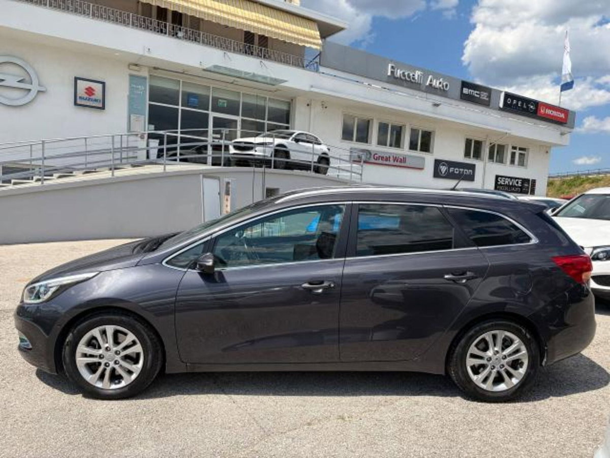 Kia cee'd Sport Wagon 1.6 CRDi 110 CV SW Cool (7)