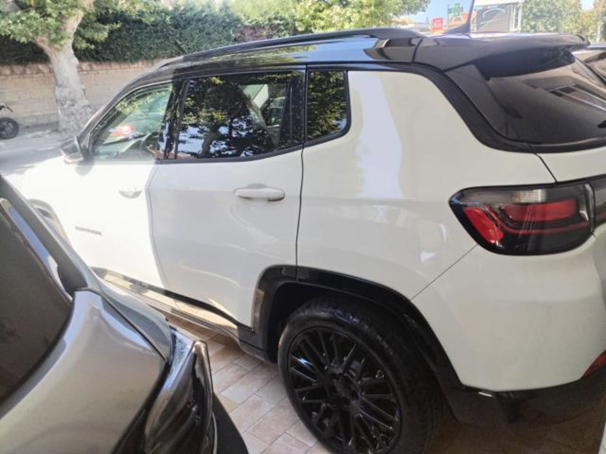 Jeep Compass 1.6 Multijet II 2WD S (3)
