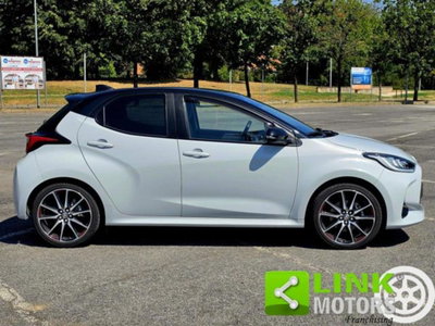 Toyota Yaris Cross 1.5h GR Sport Black Sky fwd 116cv e-cvt (3)