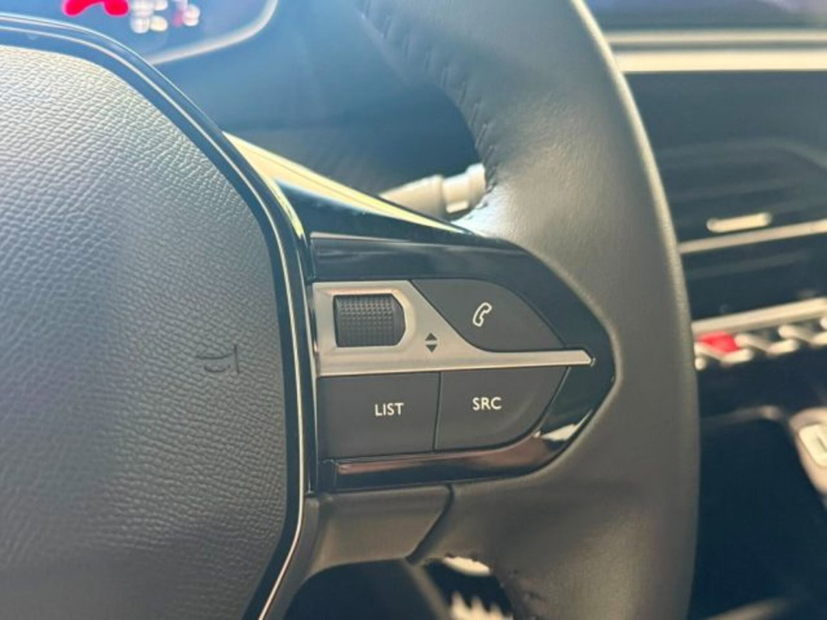 Peugeot 208 1.2 puretech Active s&s 75cv (16)