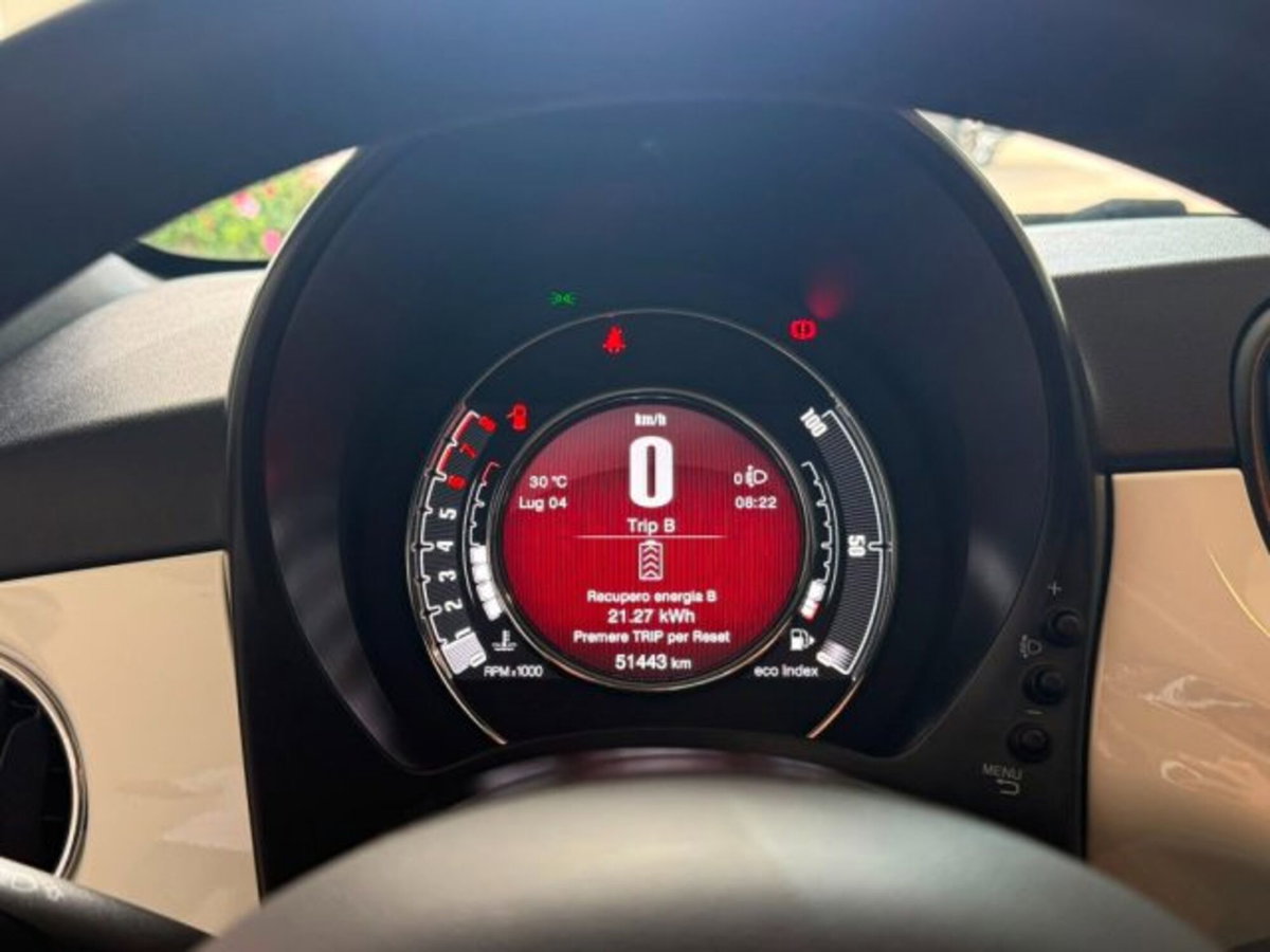 Fiat 500 1.0 Hybrid Dolcevita (15)