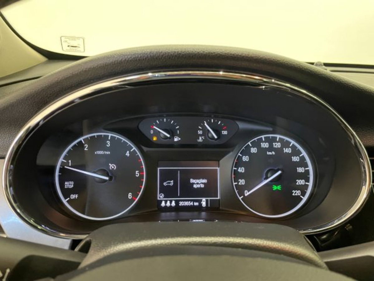 Opel Mokka 1.6 CDTI Ecotec 136CV 4x4 Start&Stop Cosmo b-Color (14)