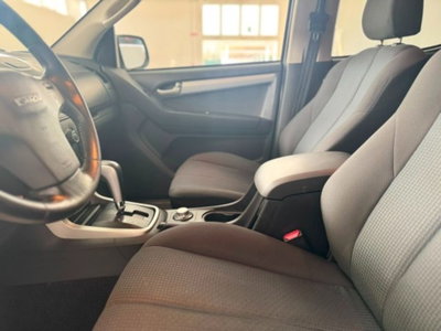 Isuzu D-Max Pick-up 2.5 Space Cab Solar 4WD (14)